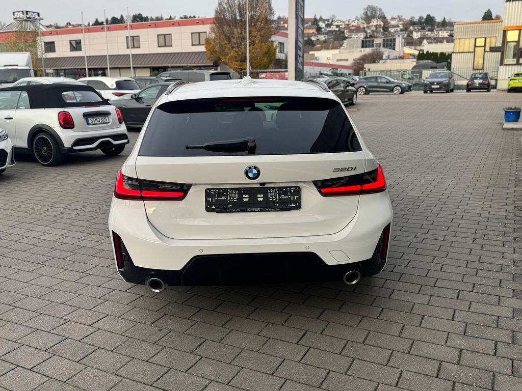 BMW 320 2024