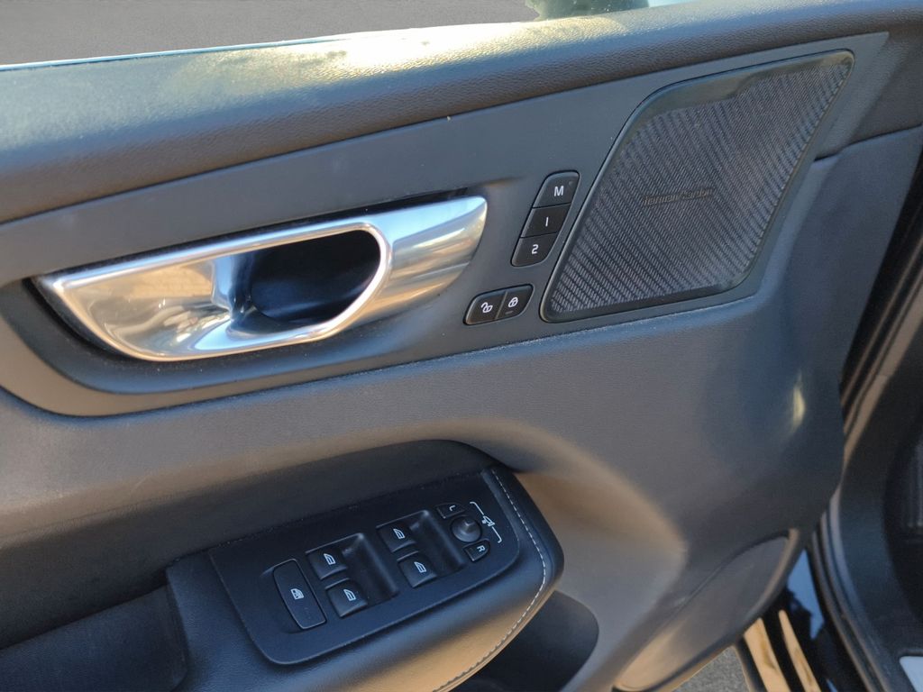 Volvo XC60 2020