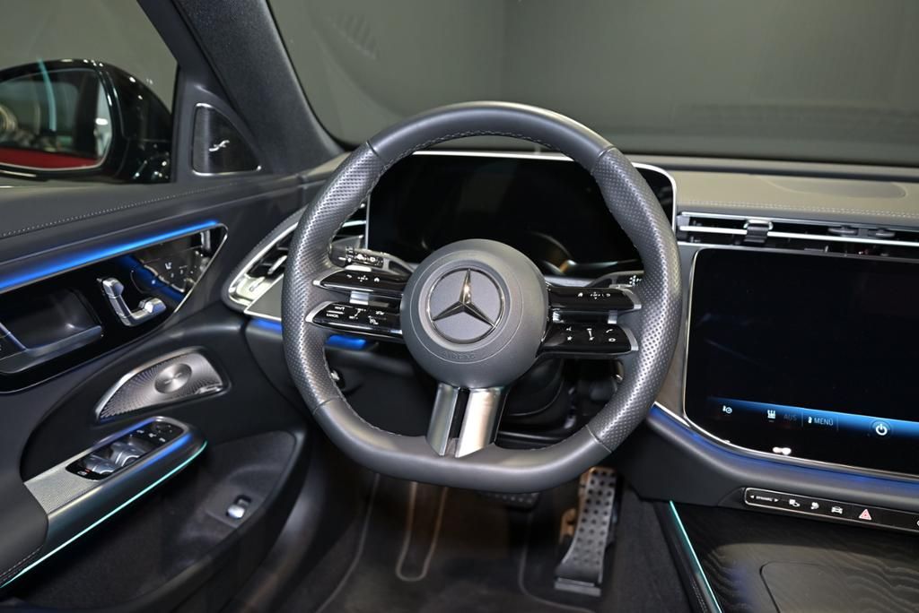 Mercedes-Benz E 300 2024