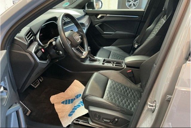 Audi RSQ3 2022