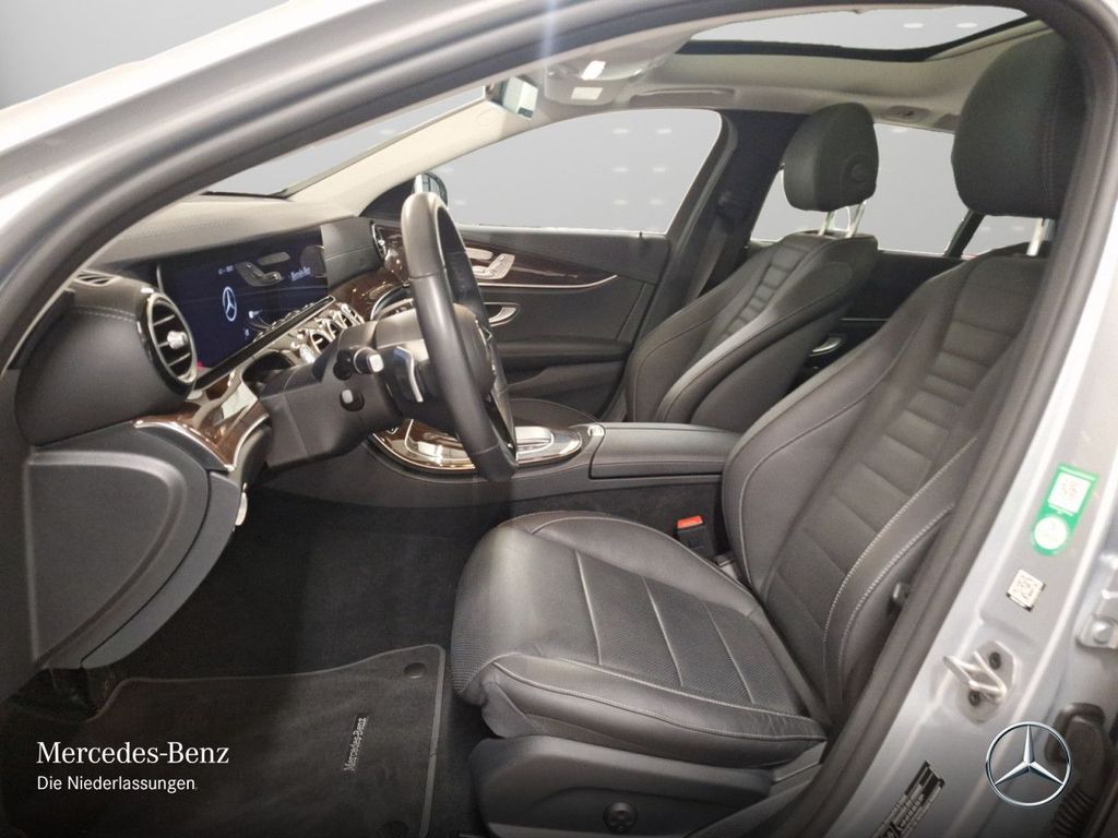 Mercedes-Benz E 300 2022