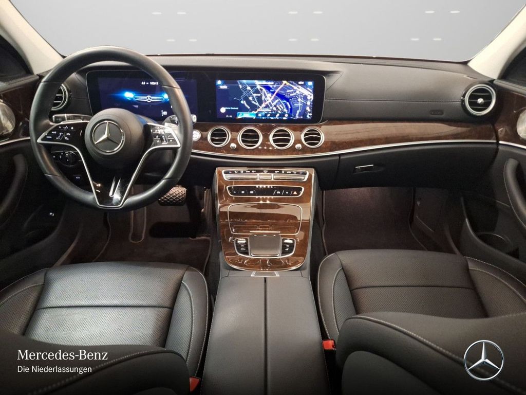Mercedes-Benz E 300 2022