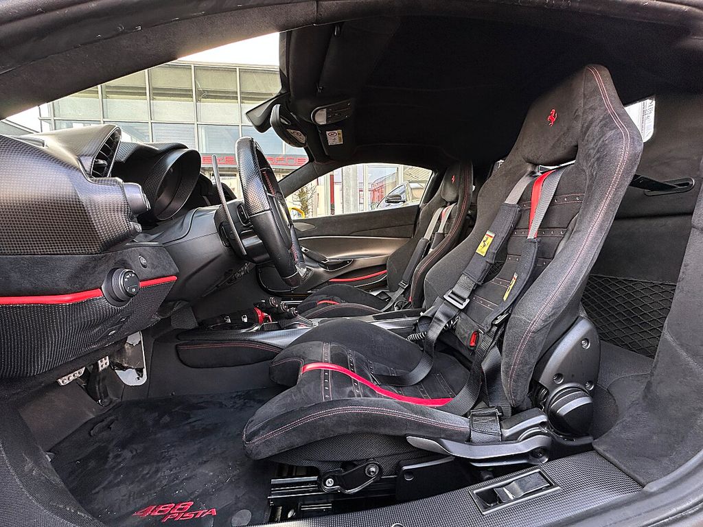 Ferrari 488 GTB 2020