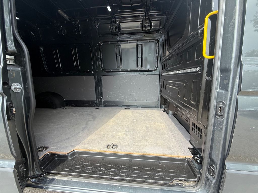 Volkswagen Crafter 2023