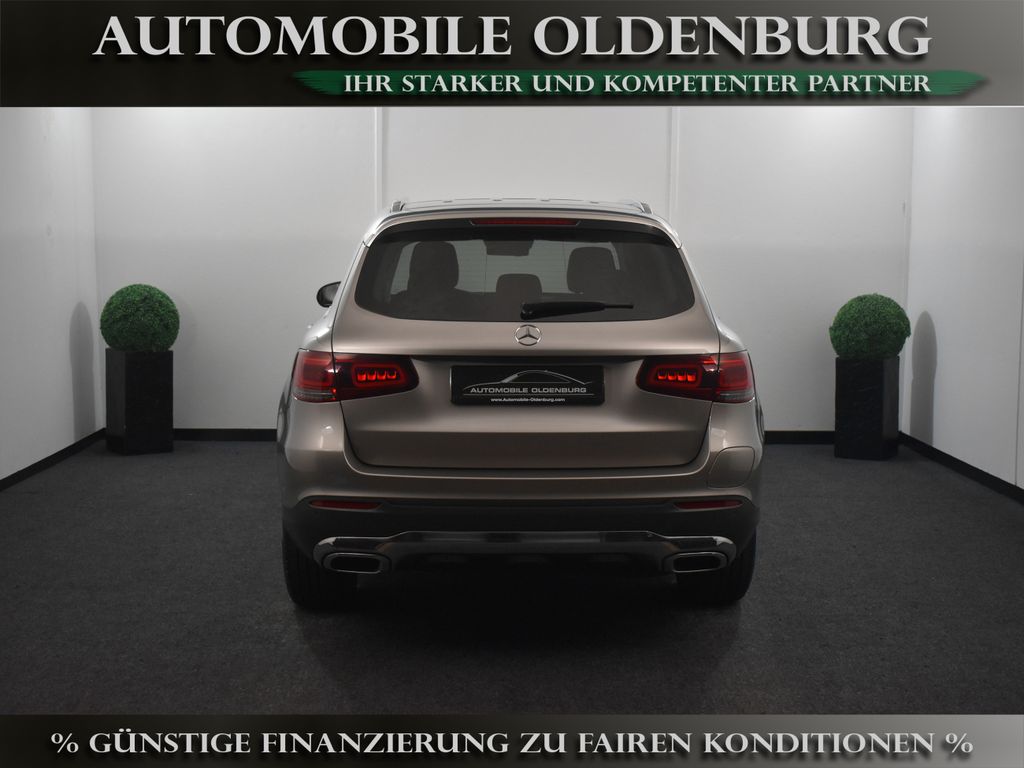 Mercedes-Benz GLC 300 2020