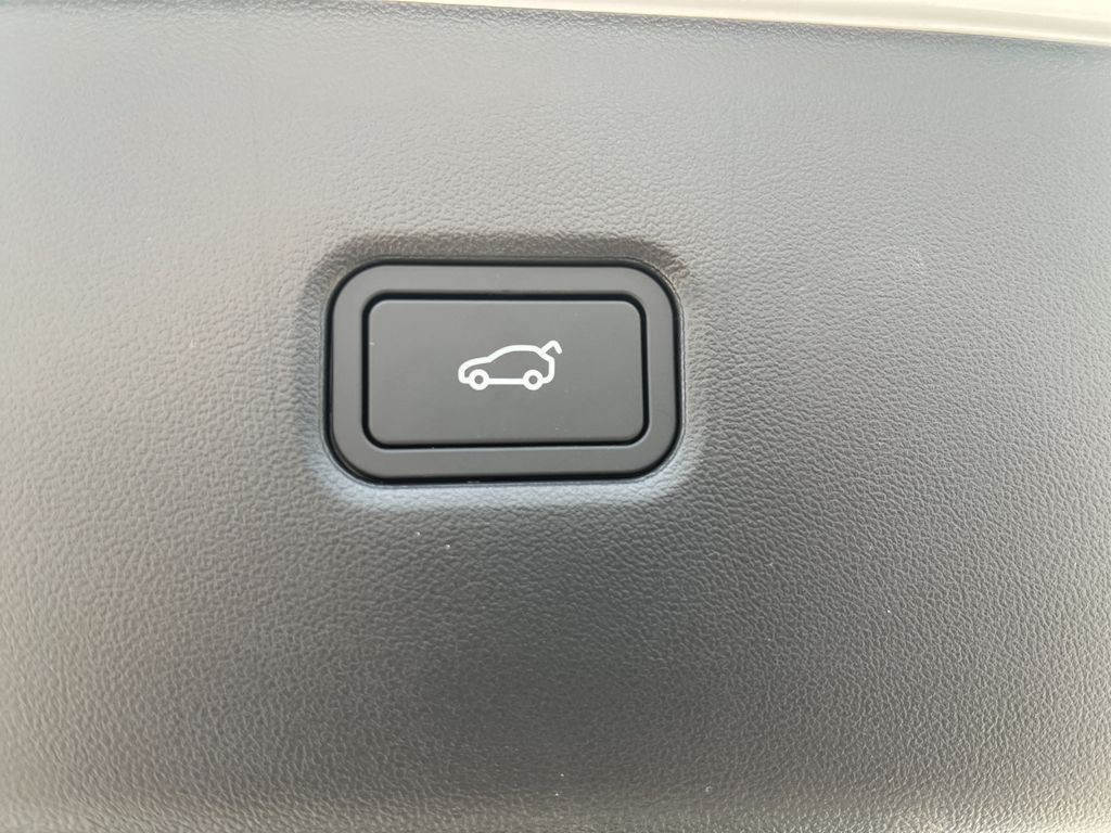 XPENG G6