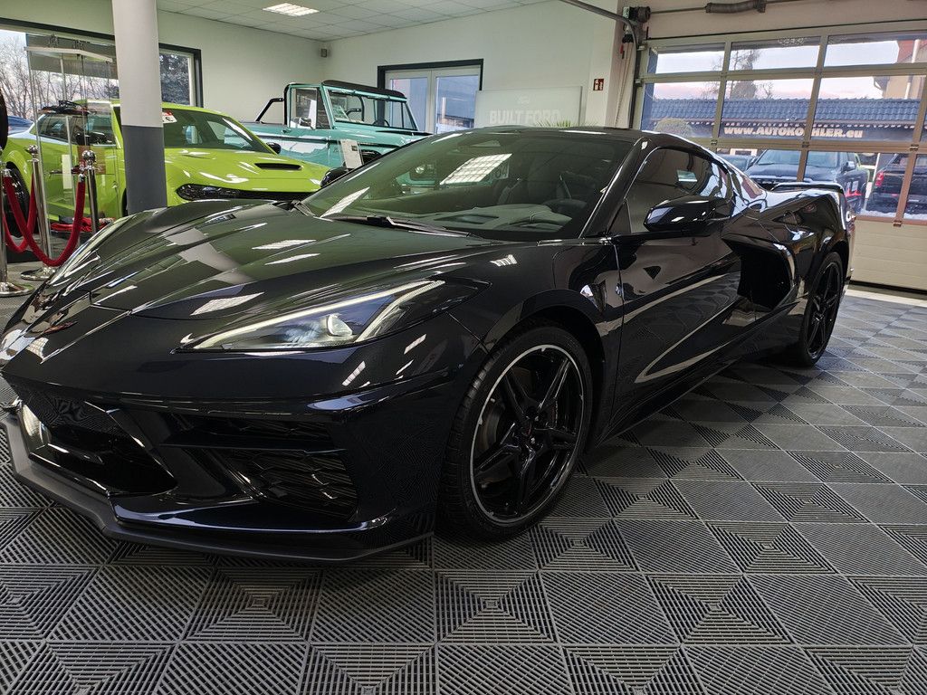 Corvette C8
