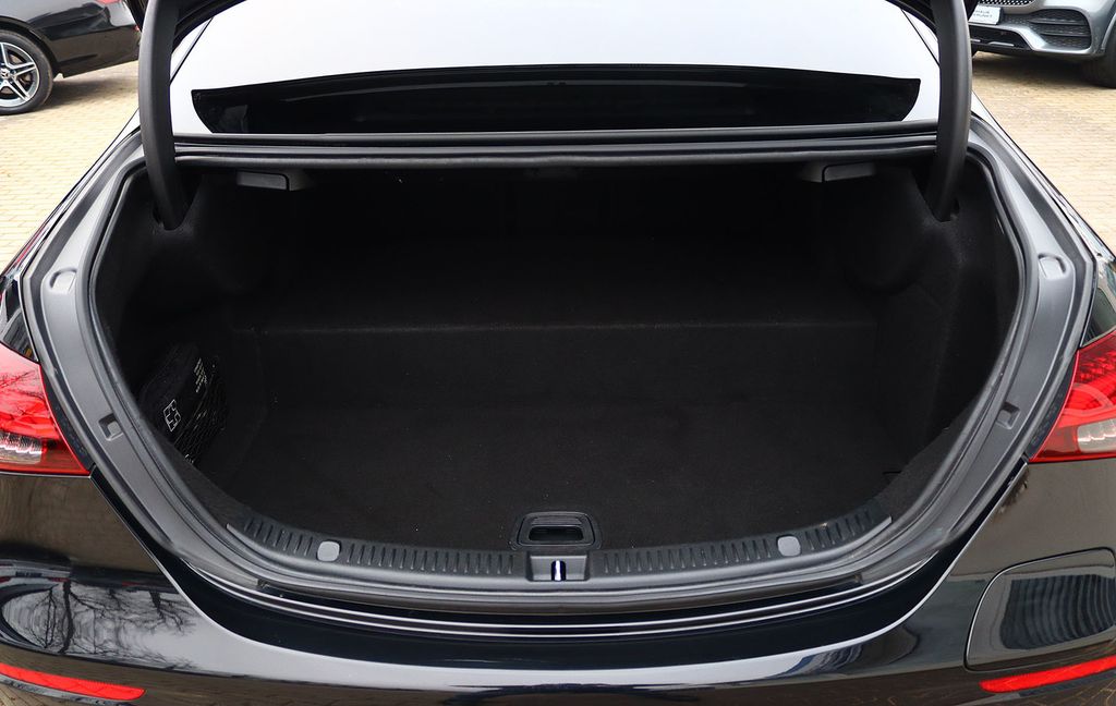 Mercedes-Benz E 300 2021