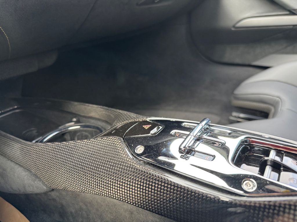 Ferrari 296 GTB 2024