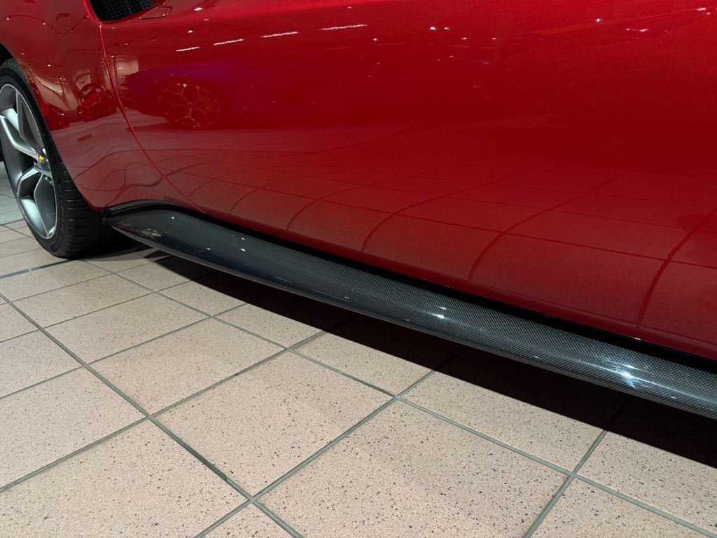 Ferrari 296 GTS 2024