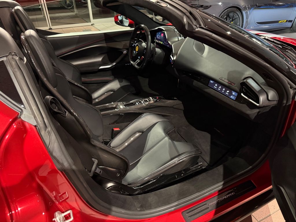 Ferrari 296 GTS 2024