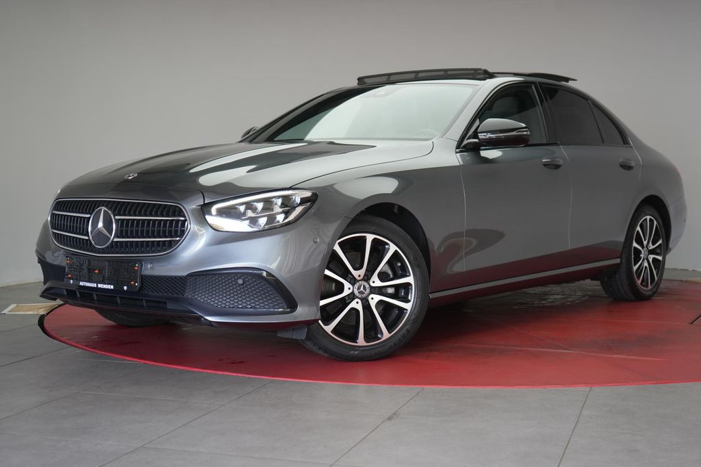 Mercedes-Benz E 220 2022
