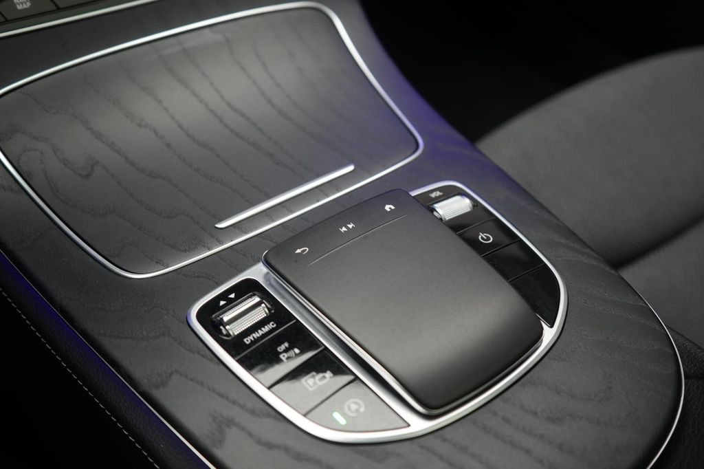 Mercedes-Benz E 220 2022