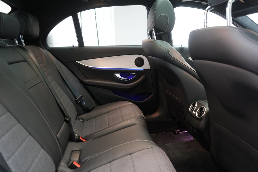 Mercedes-Benz E 220 2022