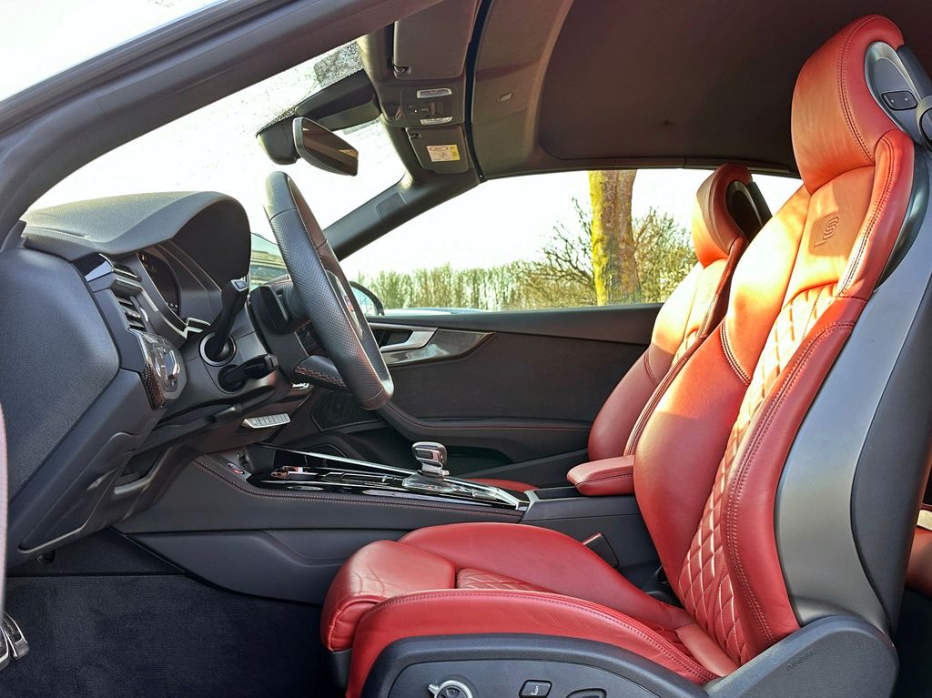 Audi S5 2024