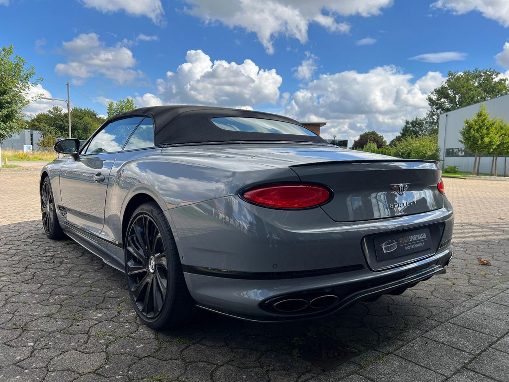 Bentley Continental GTC 2023