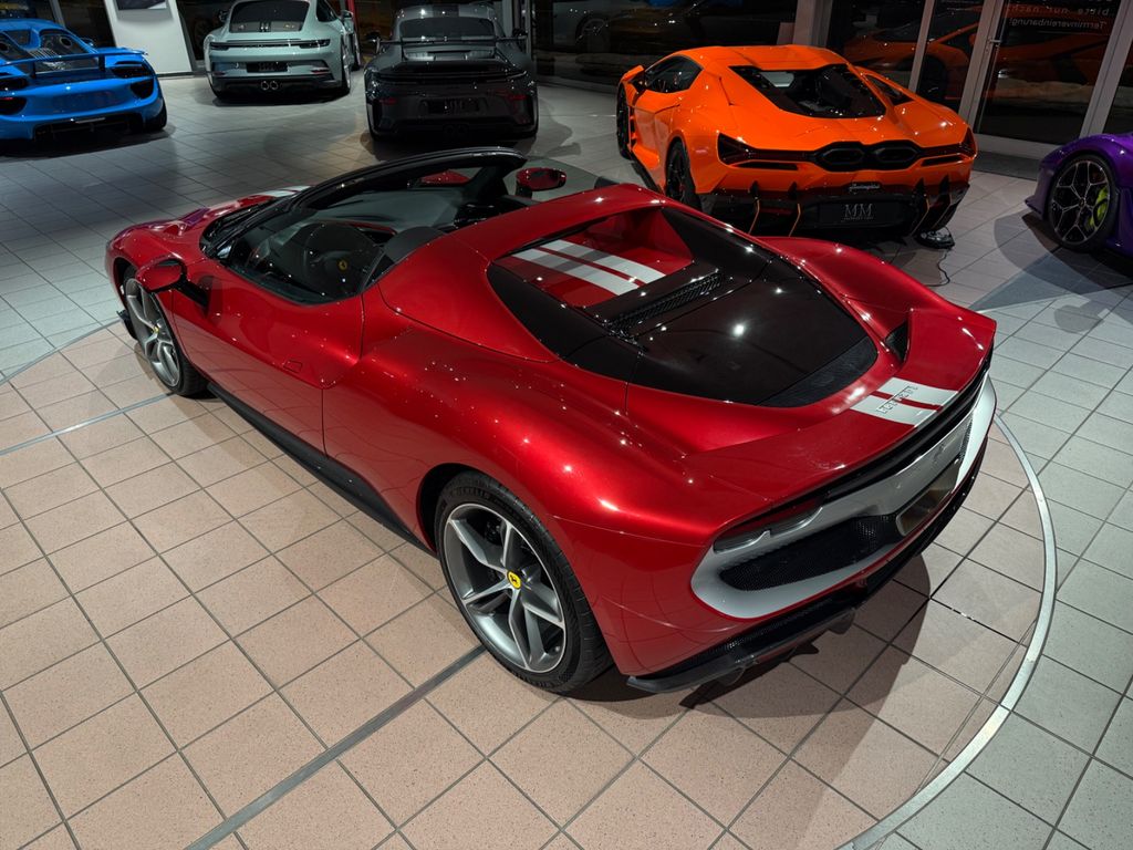 Ferrari 296 GTS 2024