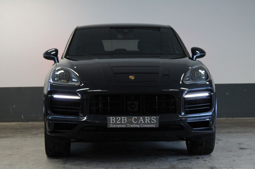 Porsche Cayenne 2022
