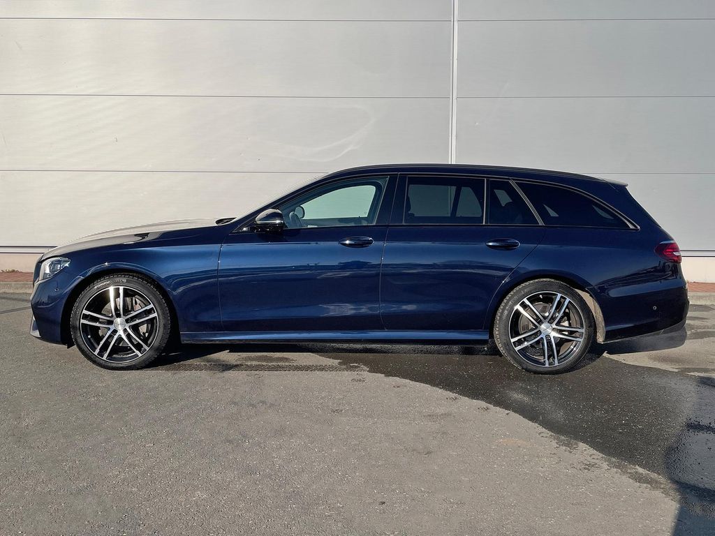 Mercedes-Benz E 200 2021