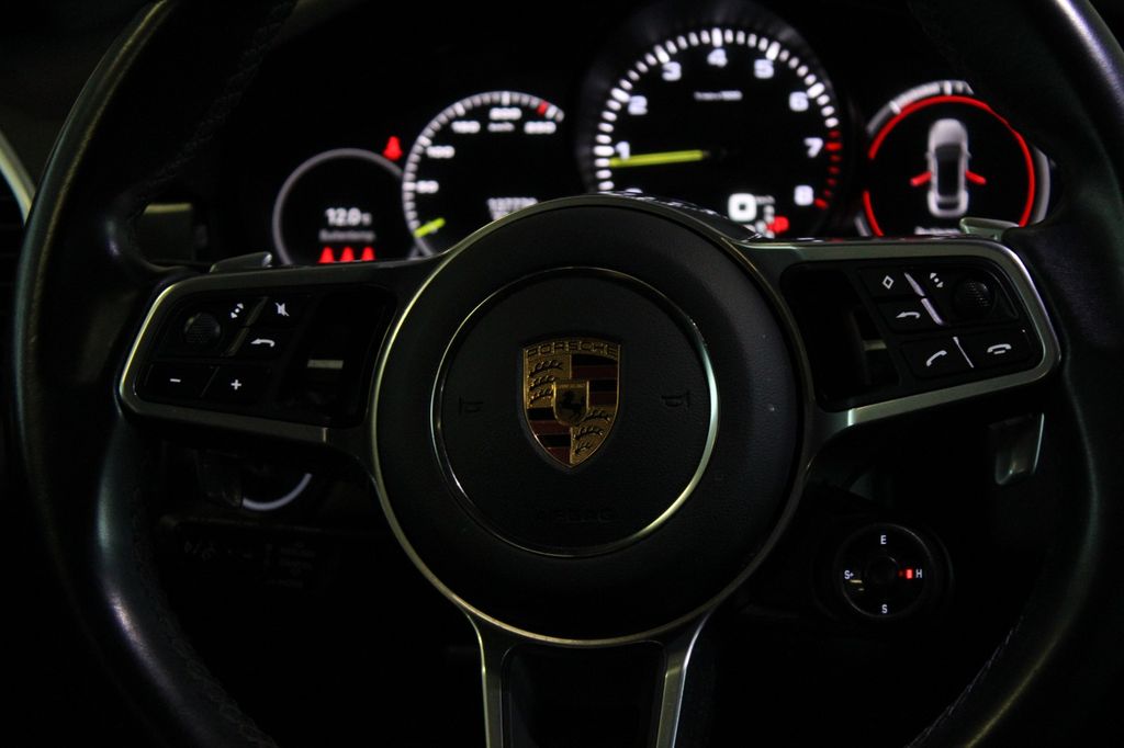 Porsche Cayenne 2022