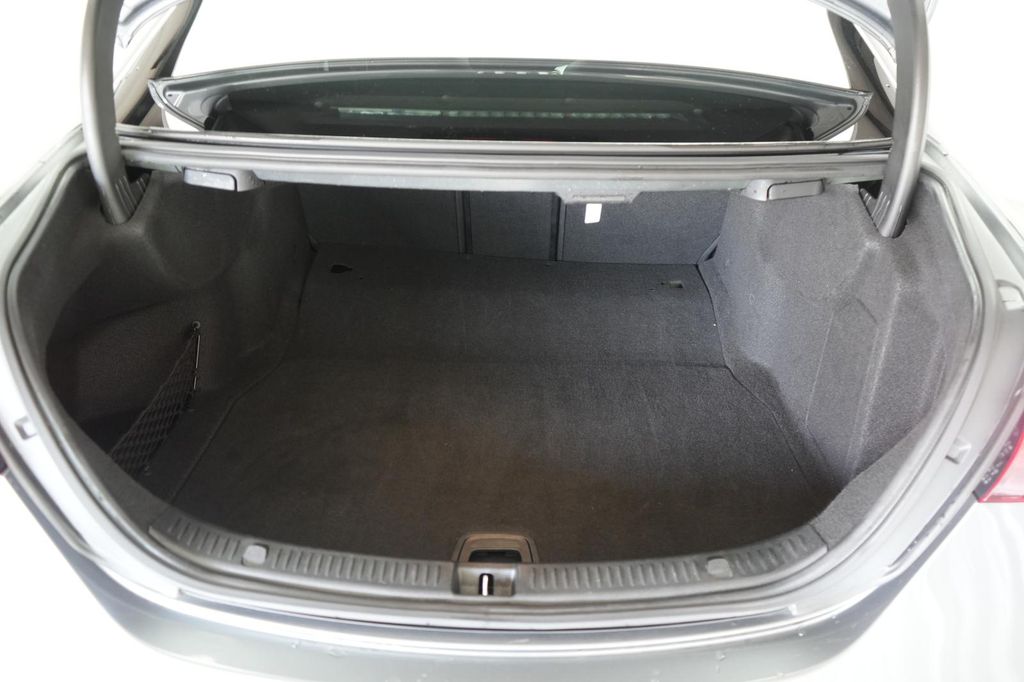 Mercedes-Benz E 220 2022