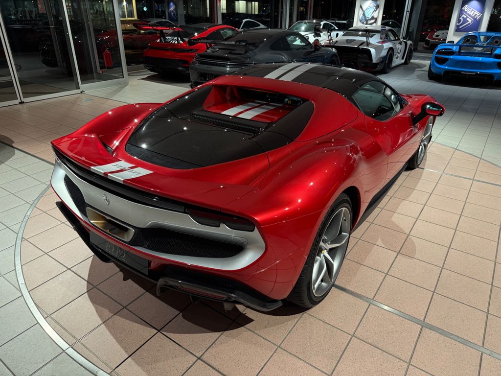 Ferrari 296 GTS 2024