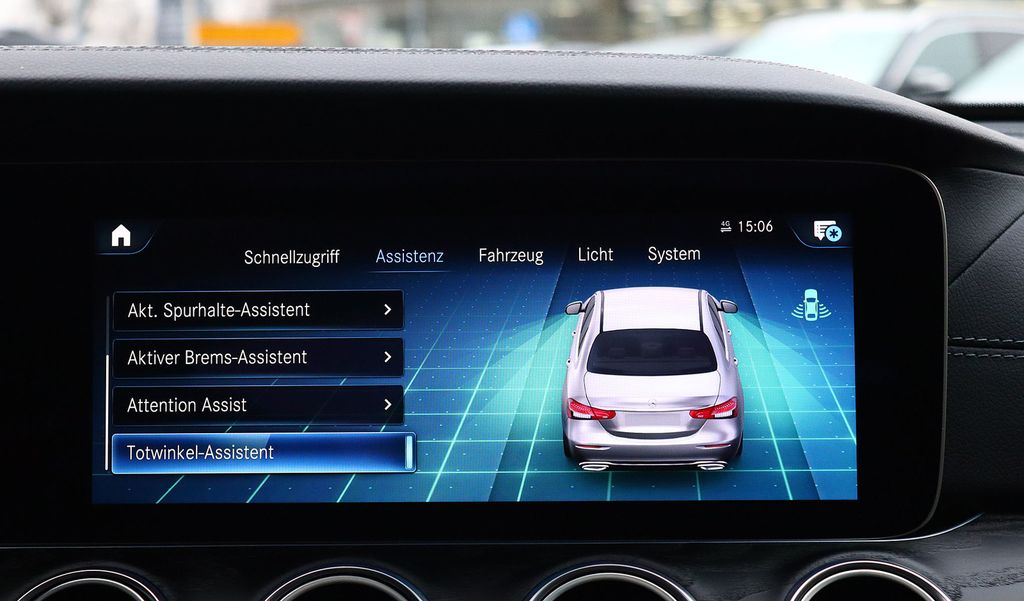 Mercedes-Benz E 300 2021