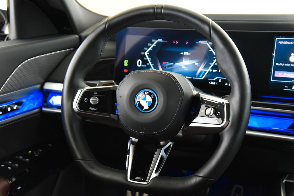 BMW i7 2024