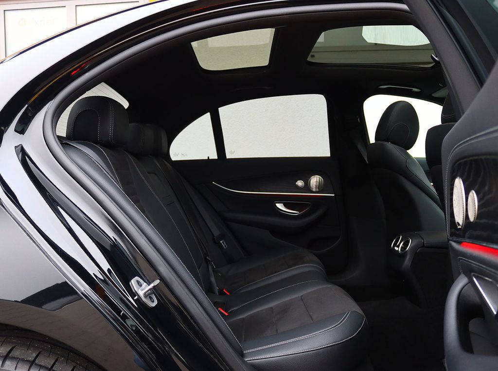 Mercedes-Benz E 300 2021