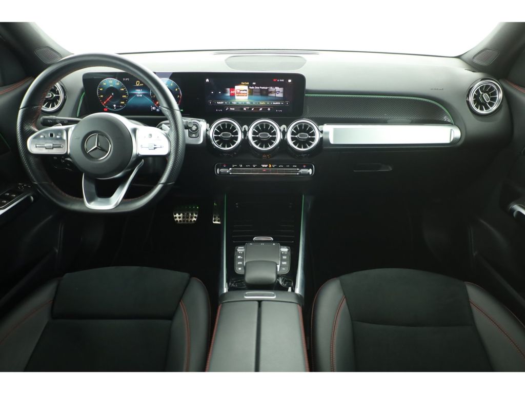 Mercedes-Benz GLB 200 2022