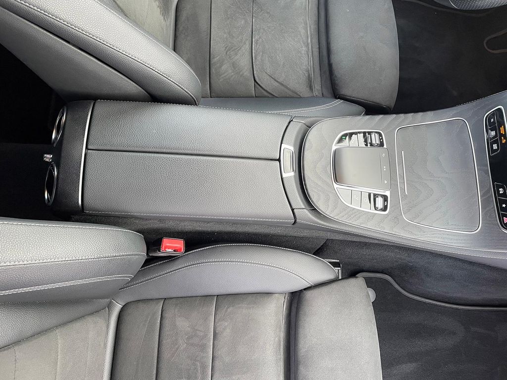 Mercedes-Benz E 200 2021