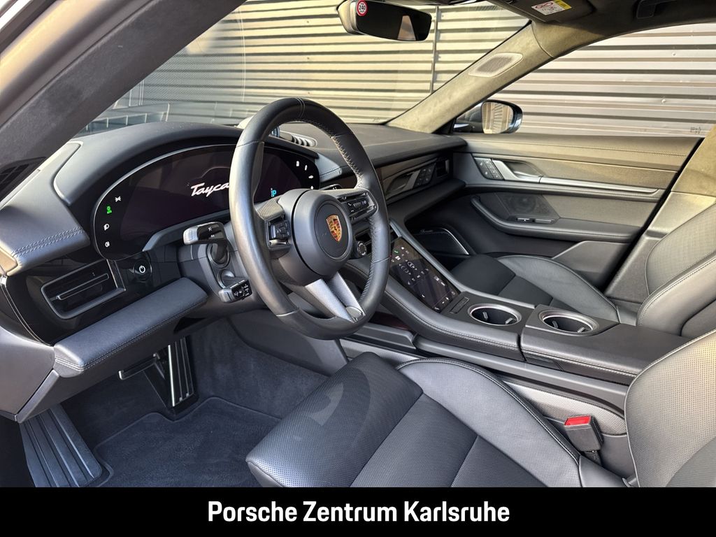 Porsche Taycan 2023