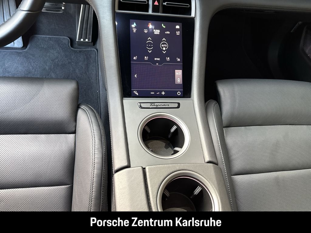 Porsche Taycan 2023