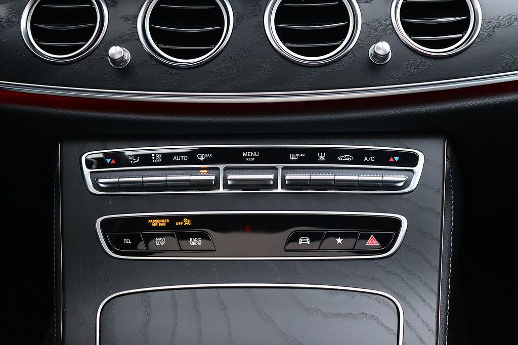 Mercedes-Benz E 300 2021