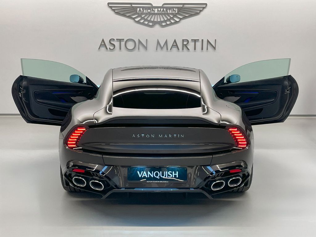 Aston Martin Vanquish 2025