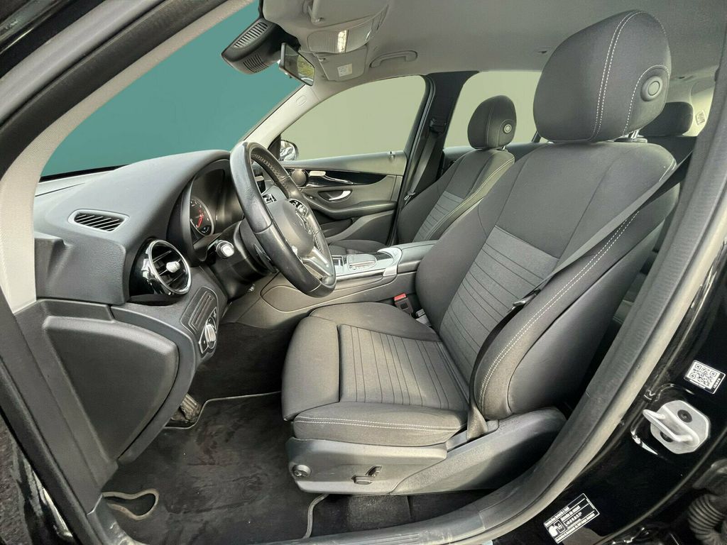 Mercedes-Benz GLC 300 2021