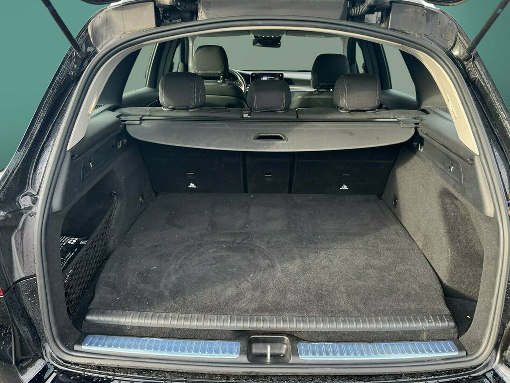 Mercedes-Benz GLC 300 2021