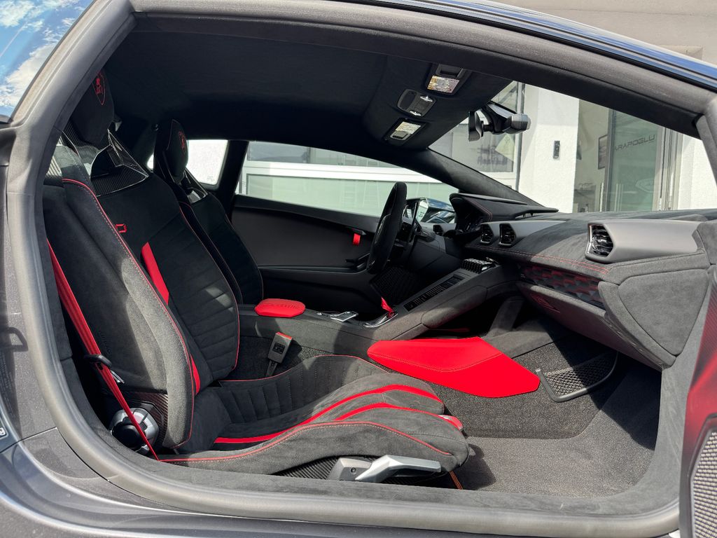 Lamborghini Huracán 2022