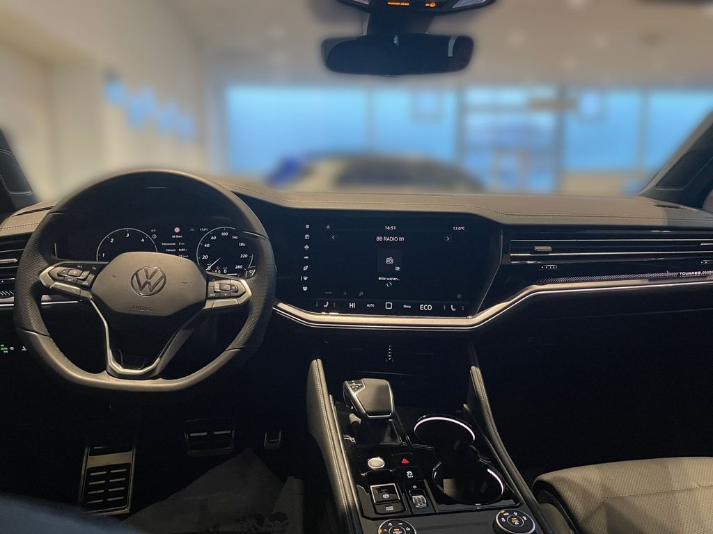 Volkswagen Touareg 2025