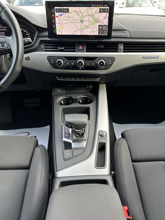 Audi A4 2022