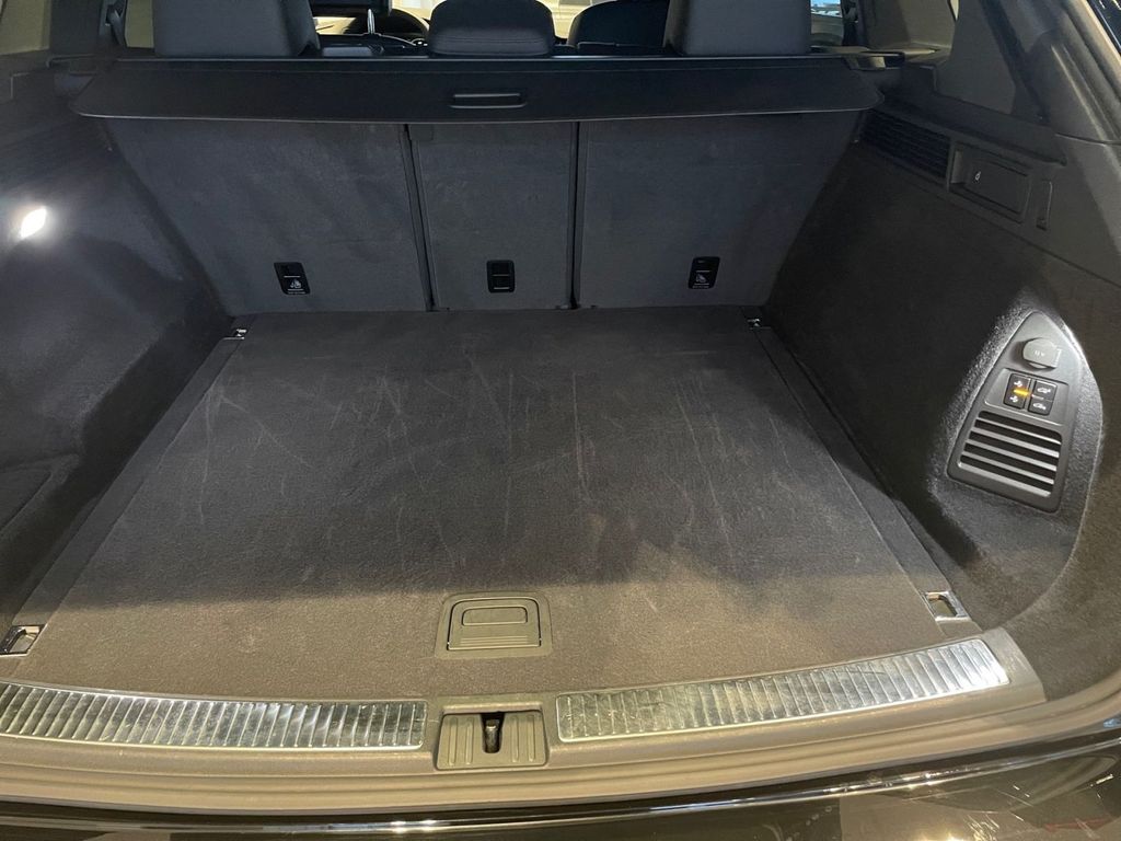 Volkswagen Touareg 2025