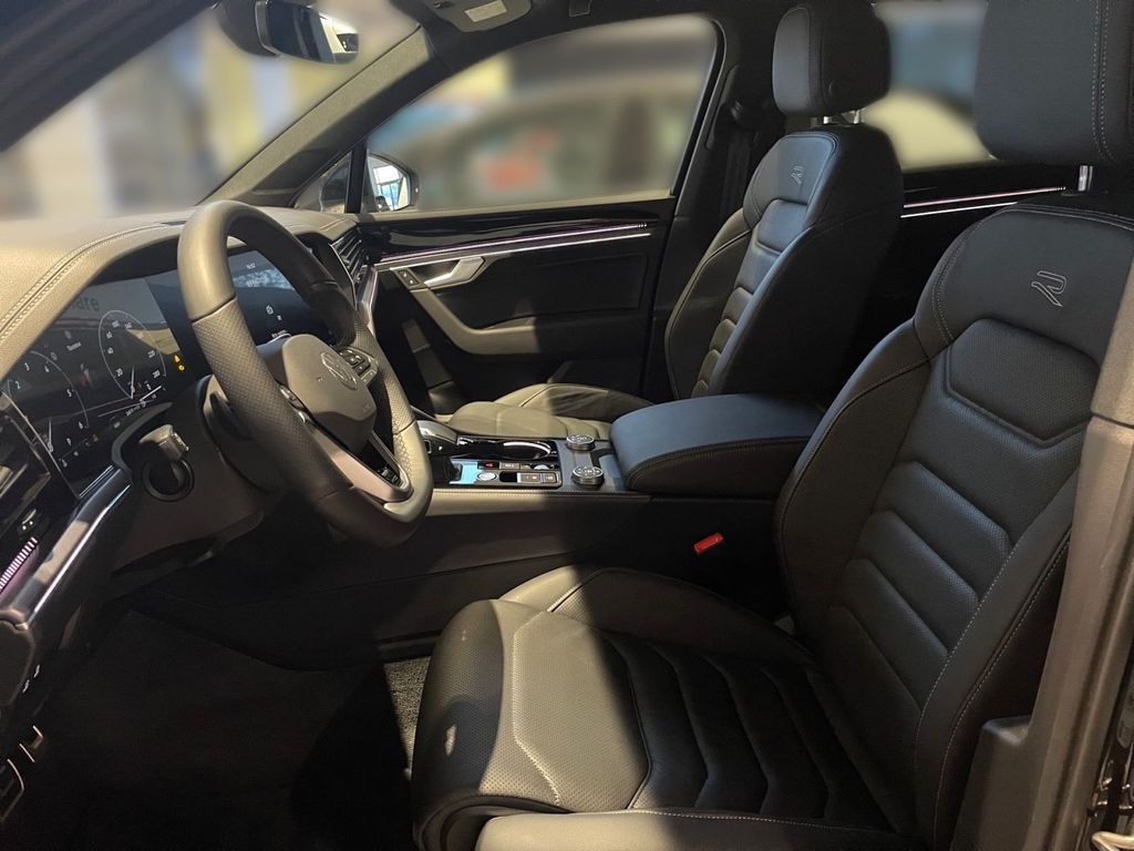 Volkswagen Touareg 2025