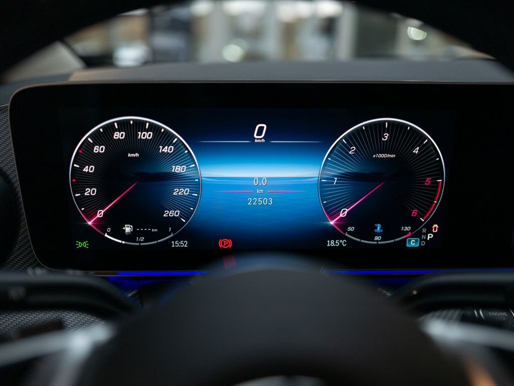 Mercedes-Benz 300 2025