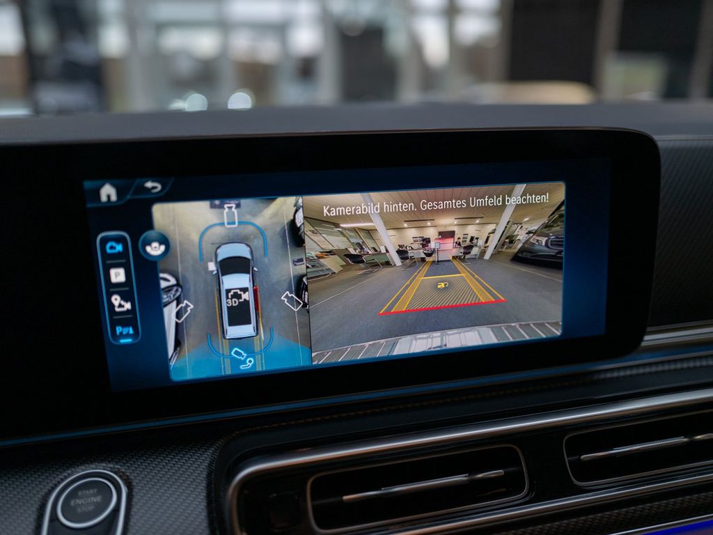 Mercedes-Benz 300 2025