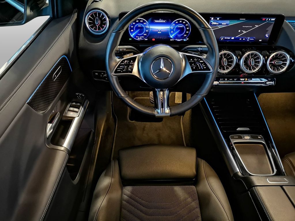 Mercedes-Benz EQA 2024