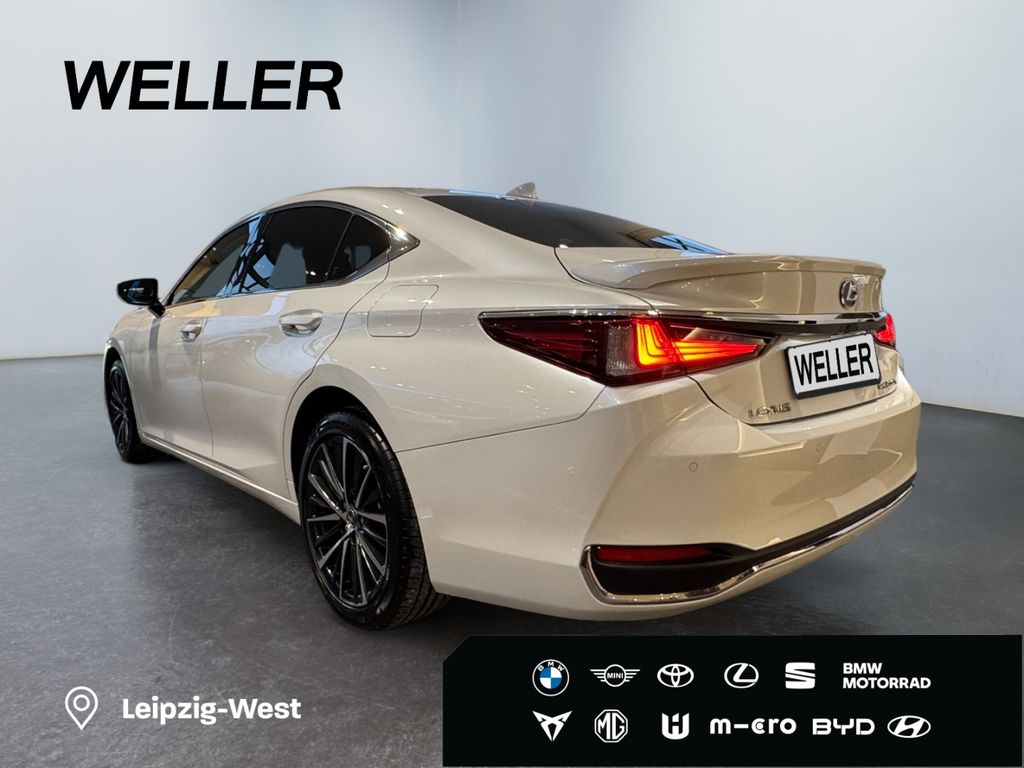 Lexus ES 300