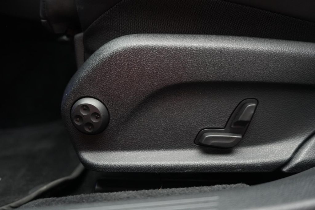 Mercedes-Benz E 300 2020