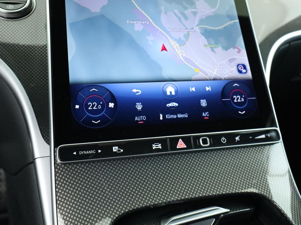 Mercedes-Benz C 300 2025