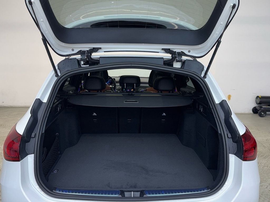 Mercedes-Benz C 220 2026