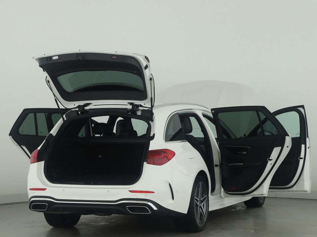 Mercedes-Benz C 300 2025